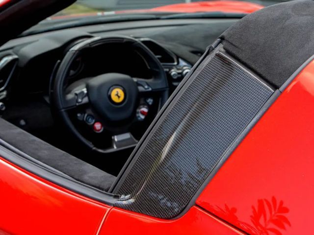 Ferrari 488