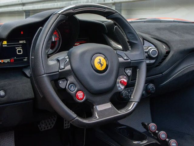 Ferrari 488
