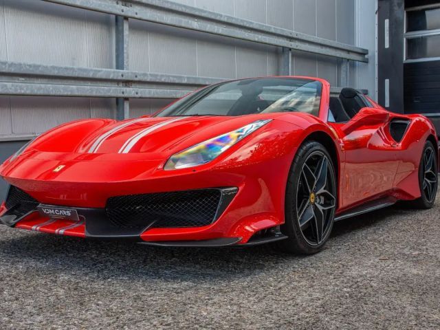 Ferrari 488