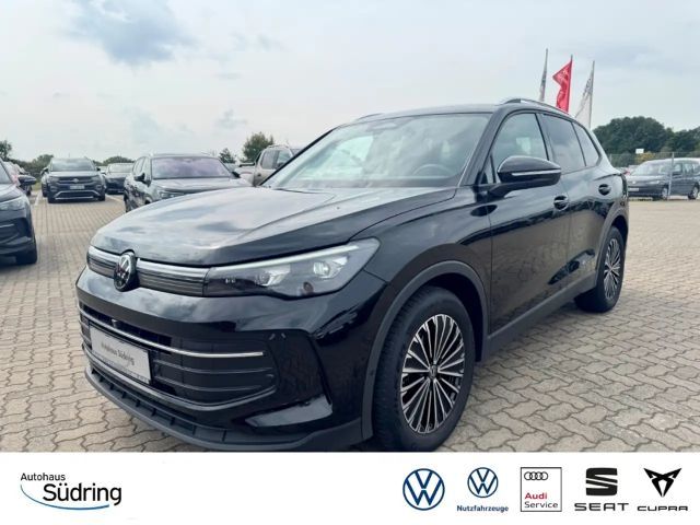 Volkswagen Tiguan GOAL 1,5eTSI DSG AHK Navi MATRIX AreaView 2025 Benzine