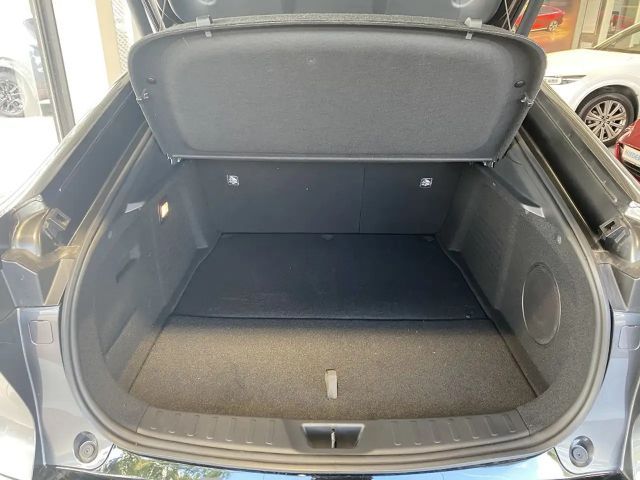 Mazda 6e