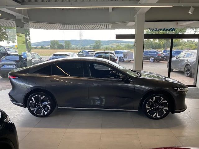 Mazda 6e