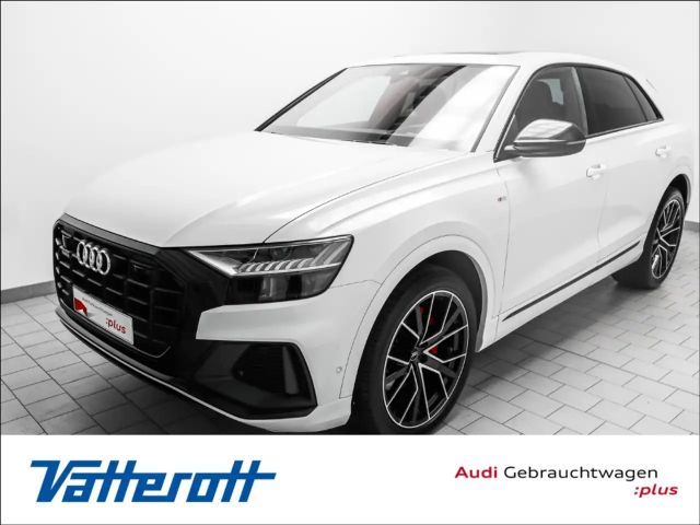 Audi Q8 50 TDI S line competition plus Pano AHK 2023 Diesel