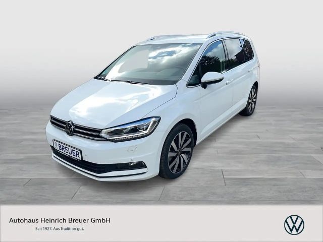 Volkswagen Touran Highline AHK,NAV,WR,KAM,ACC 2024 Benzine