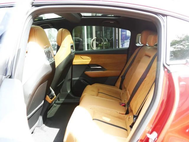 Mazda 6e