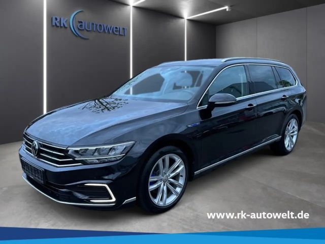 Volkswagen Passat Variant GTE 1.4 TSI Navi AHK SHZ DAB+RearView 2020 Hybride / Benzine