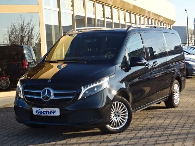 Mercedes-Benz V 220