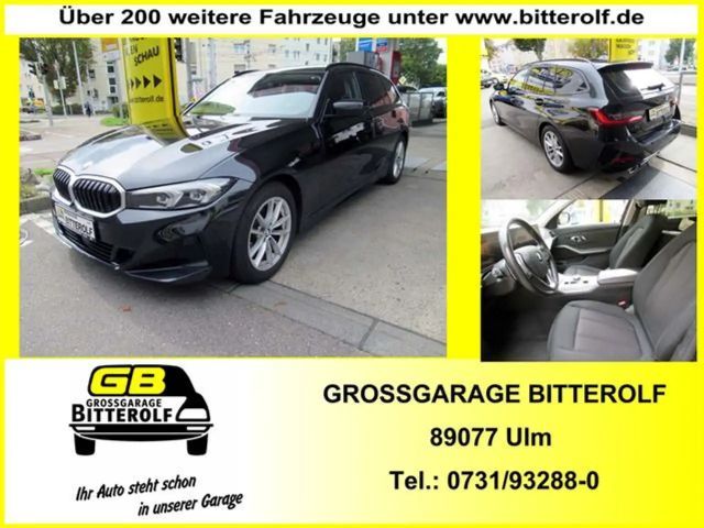 BMW 320 d Touring Autom Navi/curved/AHK/ACC/SHZ/PDC/ 2023 Diesel
