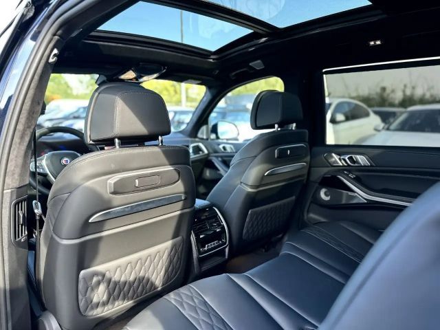 Alpina XB7