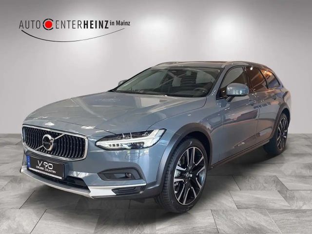 Volvo V90 Cross Country 2023 Hybride / Diesel
