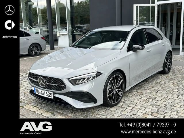 Mercedes-Benz A 200 A 200 AMG Special Edition AHK LED Park RF Night 2025 Benzine