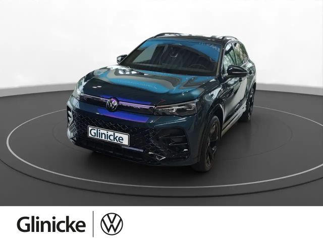 Volkswagen Tiguan R-Line 1,5 l eHybrid IQ Light, Navi, AHK 2025 Hybride / Benzine