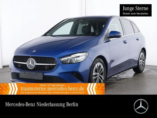 Mercedes-Benz B 200 2024 Benzine