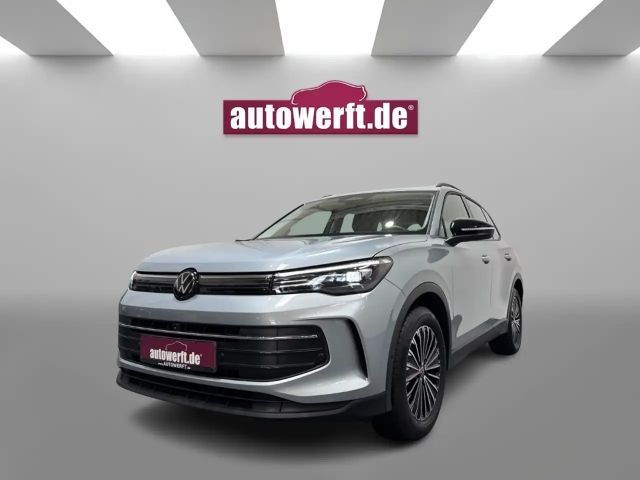 Volkswagen Tiguan 1.5 eTSI DSG GOAL AHK LED 360 CAM TRAVEL NAVI AMBI 2024 Benzine
