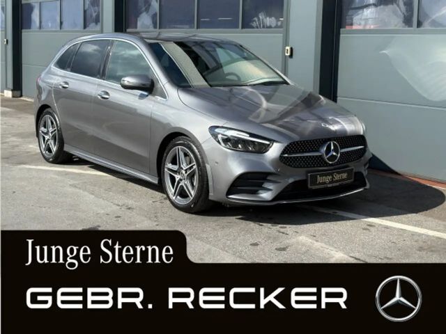 Mercedes-Benz B 200 2024 Benzine