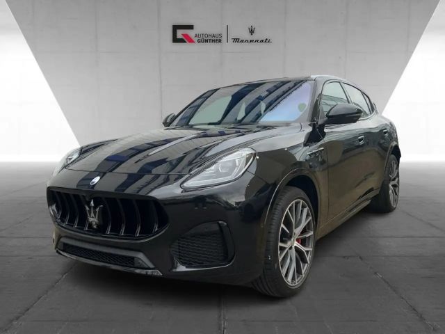 Maserati Grecale Modena / AWD / MY24 / Fahr.Paket PLUS / Klima Pak. 2024 Benzine
