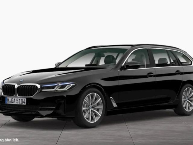 BMW 520 d Touring Head-Up Laserlicht Parkassistent 2023 Diesel