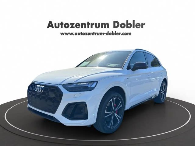 Audi Q5 2022 Hybride / Benzine