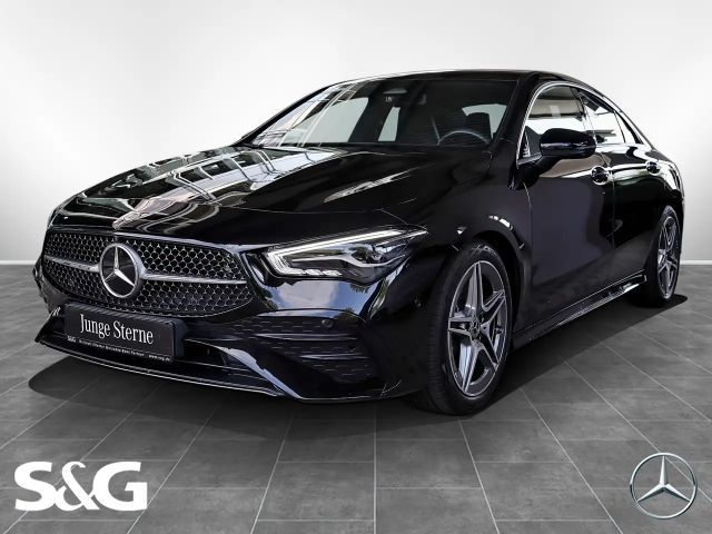 Mercedes-Benz CLA 200 2024 Benzine
