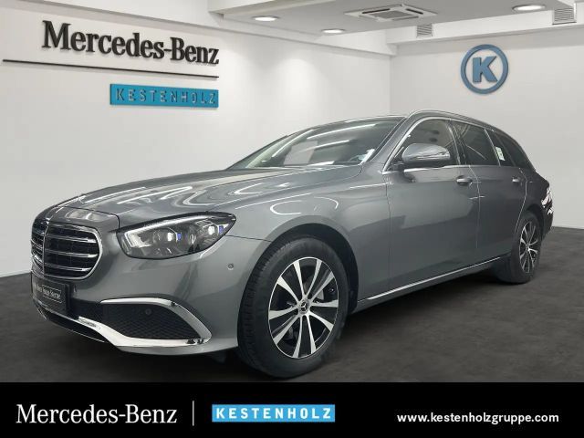 Mercedes-Benz E 300 2021 Benzine