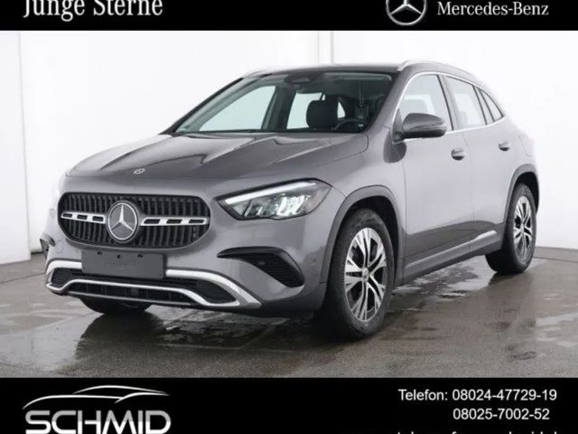 Mercedes-Benz GLA 180 2024 Benzine
