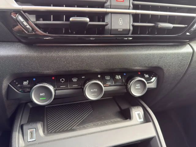 Citroen C4 X