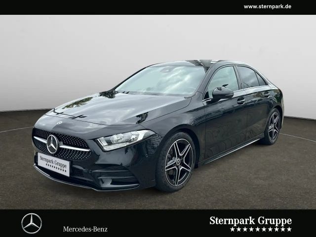 Mercedes-Benz A 180 A 180 Limo. AMG Line PANO*LEDER*RFK.*SPURH.*uvm* 2021 Benzine