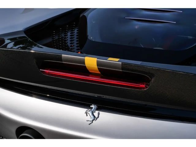 Ferrari SF90 Stradale