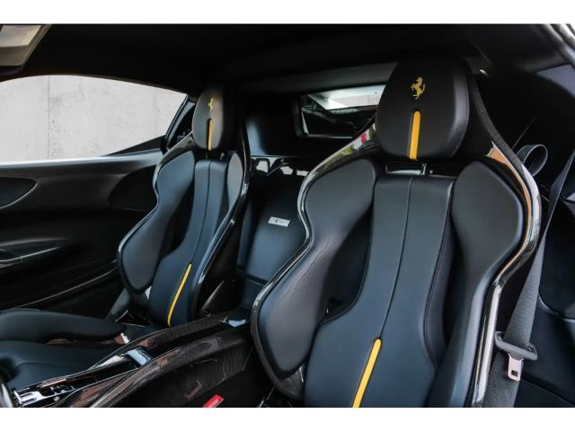 Ferrari SF90 Stradale