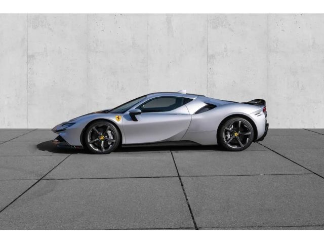 Ferrari SF90 Stradale