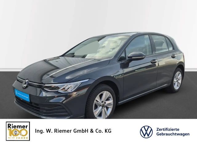 Volkswagen Golf VIII 1,0 TSi Life ACC Lenkrad heizbar AppConnect 2022 Benzine