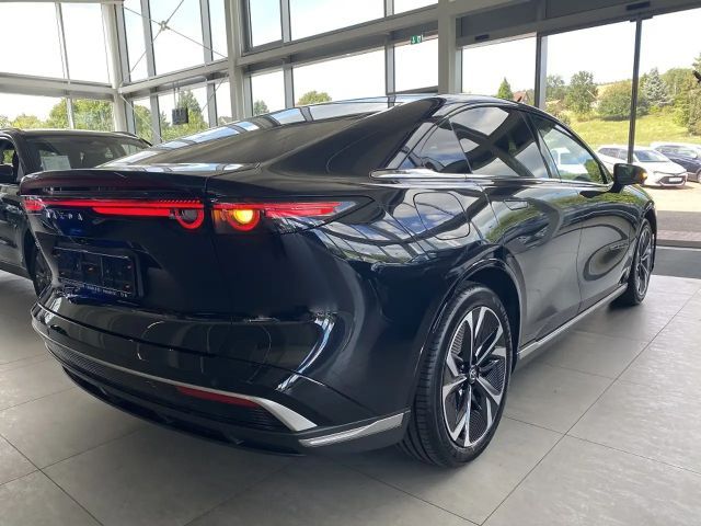 Mazda 6e
