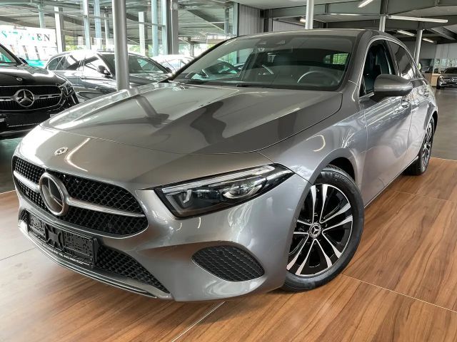 Mercedes-Benz A 200 A 200 d Progressive MULTIBEAM/BURMESTER/AHK/WINTER 2023 Diesel