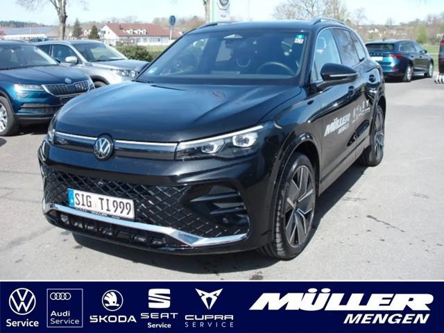 Volkswagen Tiguan R-Line 2.0 TSI 4Motion AHK/STHZG/Pano 2025 Benzine