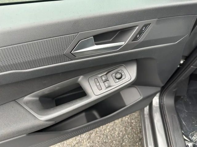 Ford Grand Tourneo