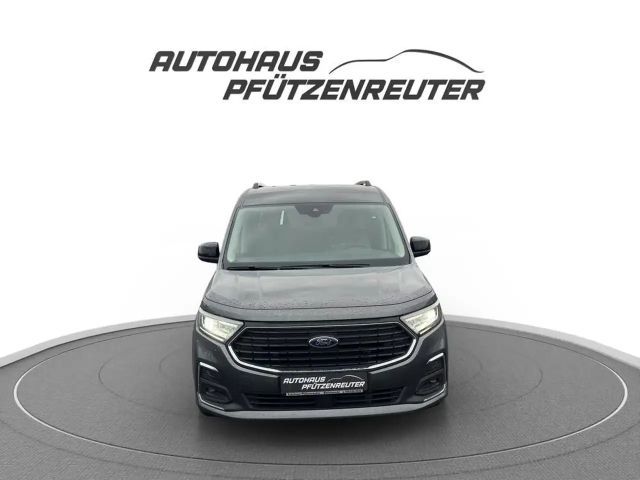 Ford Grand Tourneo