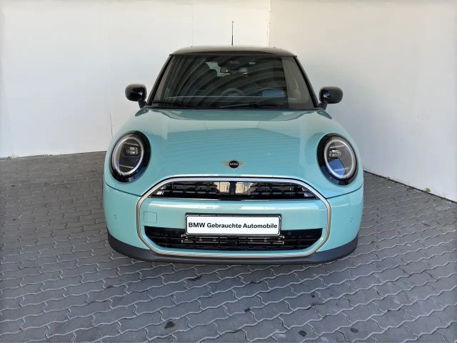 MINI Cooper C 3-trg. Aut. Favoured Trim Navi.HUD.PGD 2025 Benzine