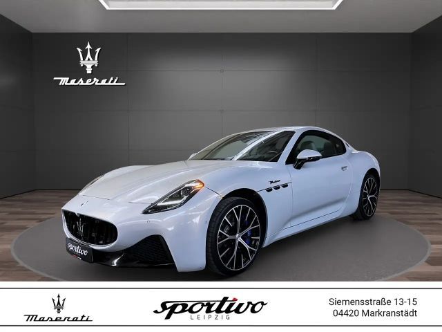 Maserati GranTurismo Modena 2024 Benzine