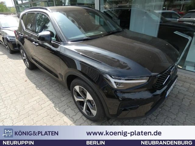 Volvo XC40 B4 2WD Plus Dark (EURO 6d) Klima Navi 2025 Benzine