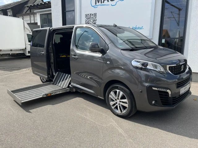 Peugeot Traveller