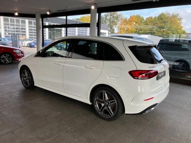 Mercedes-Benz B 250