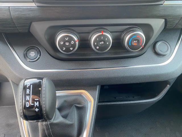 Nissan Primastar
