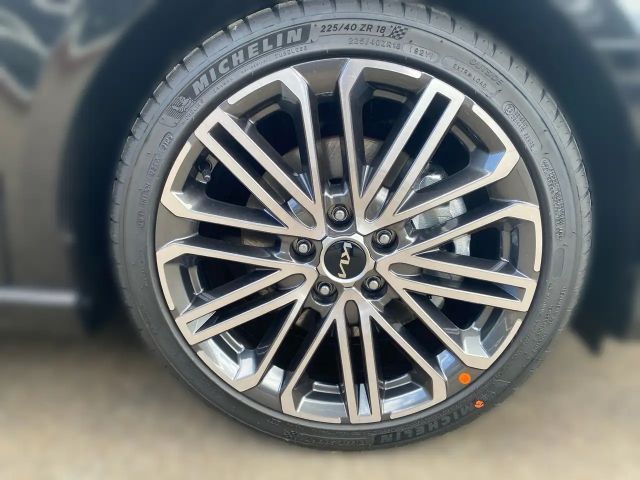 Kia Ceed / cee'd