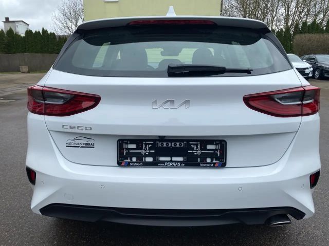 Kia Ceed / cee'd