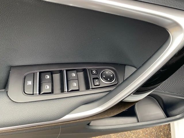 Kia Ceed / cee'd