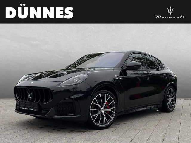 Maserati Grecale Trofeo - Maserati Regensburg 2022 Benzine