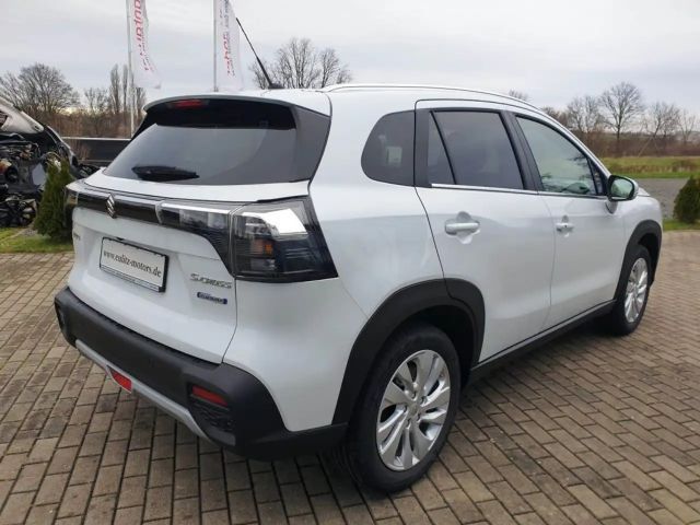 Suzuki S-Cross