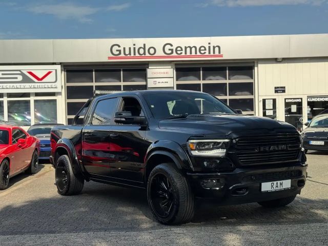 Dodge RAM 1500 5.7 V8 Crew Cab Laramie Night Luftf. 2023 Benzine