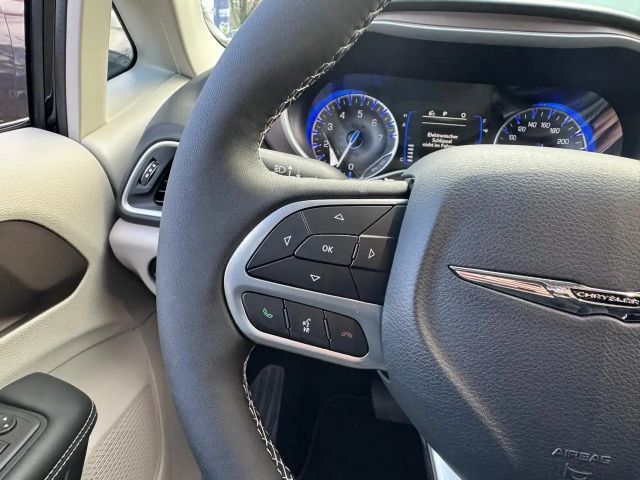 Chrysler Pacifica