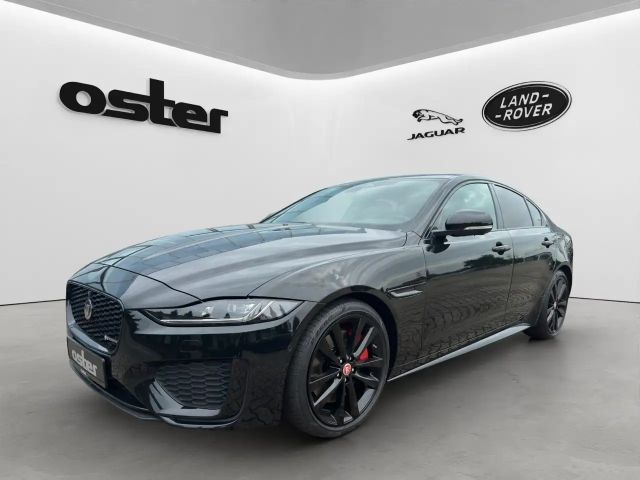 Jaguar XE 2022 Benzine